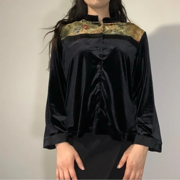 Vintage Erin London velvet, Petite size medium  black and gold - Picture 3 of 15